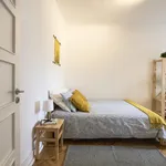 Rent 3 bedroom apartment in Lisbon