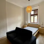 Pronajměte si 2 ložnic/e byt o rozloze 99 m² v Prague