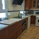 Rent 3 bedroom apartment of 95 m² in seville