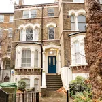 Rent 1 bedroom flat of 398 m² in London