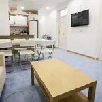 Rent 7 bedroom apartment in Madrid