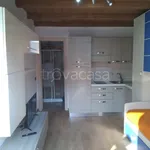 Affitto 1 camera appartamento di 25 m² in Lomagna