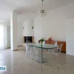 Rent 3 bedroom apartment of 100 m² in Milan