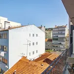 Rent 3 bedroom apartment in lisbon