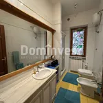 Rent 5 bedroom house of 210 m² in Roma