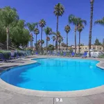 Rent 1 bedroom apartment in Santa Clarita