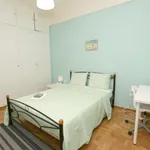 Rent 3 bedroom apartment in Athens