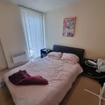 Rent 2 bedroom flat in Salford