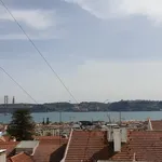 Rent 3 bedroom apartment in Lisbon