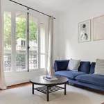 Appartement de 71 m² avec 3 chambre(s) en location à Paris