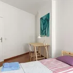 Rent a room in lisbon