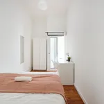 Rent 8 bedroom apartment in Lisbon