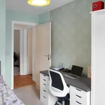 Rent 2 bedroom flat in South East England