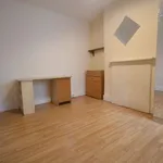 Rent 3 bedroom apartment in South East England