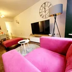 Rent 2 bedroom flat in Salford