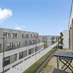 Luxury Eco Super King Apartment w/ Large Balcony (Has an Apartment)