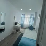 Rent 4 bedroom apartment in Lisbon