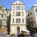 Pronajměte si 3 ložnic/e byt o rozloze 63 m² v Prague