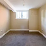 Rent 3 bedroom house in West Midlands