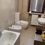 Rent 5 bedroom apartment of 95 m² in Torrile