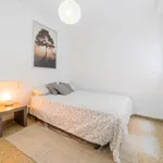 Rent a room of 150 m² in valencia