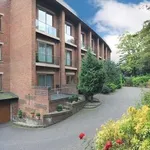 Rent 3 bedroom flat in North West England