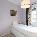 Rent 3 bedroom apartment in seville