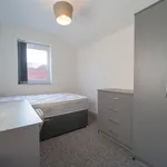 Rent 4 bedroom flat in West Midlands