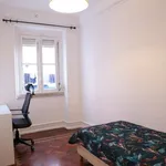 Rent a room in lisbon