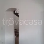 Rent 4 bedroom apartment of 100 m² in Cenesi