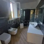 Affitto 3 camera casa di 145 m² in Osio Sopra