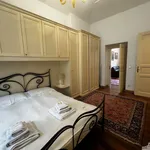 Rent 3 bedroom apartment of 77 m² in Praha 1