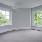 Rent 3 bedroom apartment in Tunbridge Wells