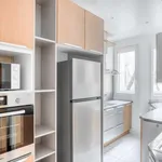 Rent 2 bedroom apartment of 84 m² in paris