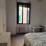 Rent 2 bedroom apartment of 51 m² in Milan