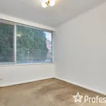 Rent 1 bedroom apartment in St Kilda