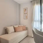 Rent 4 bedroom apartment of 50 m² in Málaga