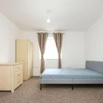 Rent 3 bedroom flat in Colchester