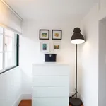 Rent 1 bedroom apartment in Lisbon