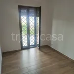 Rent 3 bedroom house of 83 m² in Roma