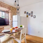 Rent 1 bedroom apartment of 30 m² in Lisbon