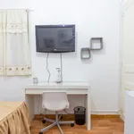 Rent 3 bedroom apartment in Barcelona