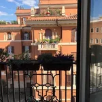 Rent 5 bedroom apartment of 150 m² in Roma