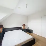 Maison de 768 m² avec 3 chambre(s) en location à Waterloo