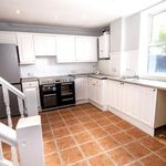 Rent 2 bedroom flat in North West England