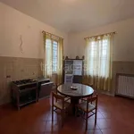 Affitto 12 camera casa di 500 m² in Castelnuovo Rangone