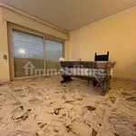 Affitto 5 camera appartamento di 160 m² in Gravina di Catania