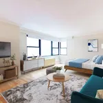 Rent 1 bedroom apartment in Manhattan