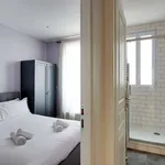 Rent 1 bedroom apartment of 34 m² in paris