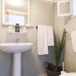 Rent 1 bedroom apartment in Lisbon